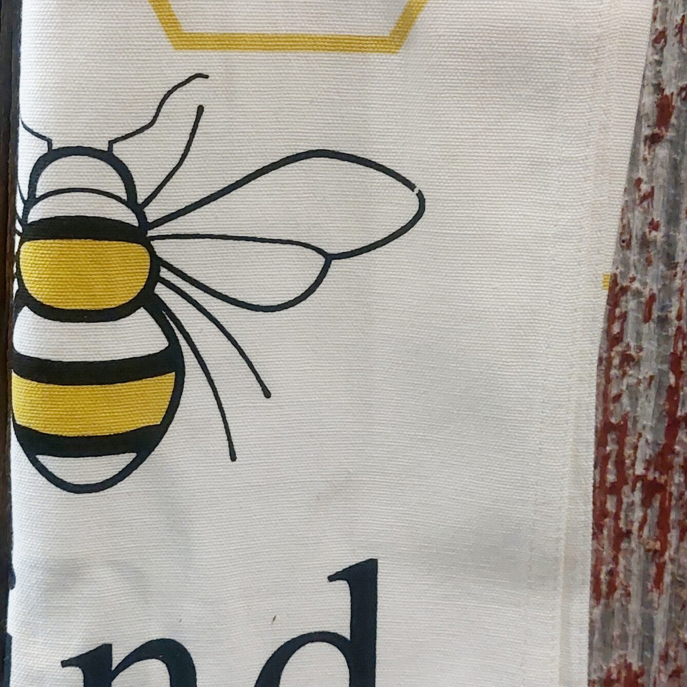 BEE TEA TOWEL