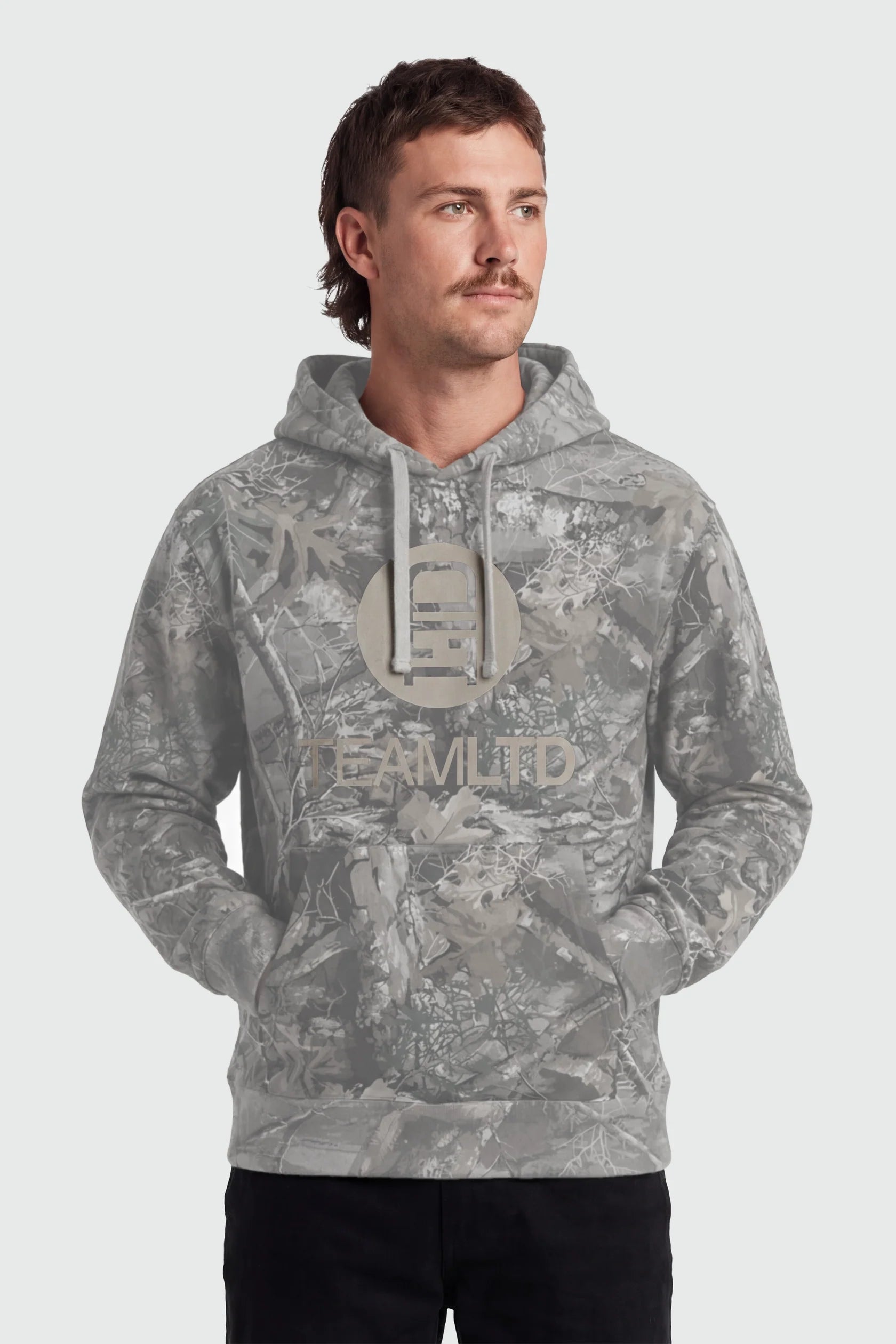 CLASSICHOODIE-OAKBRUSH_12cb2eda-34d1-41cc-9996-f83e4359c771-2